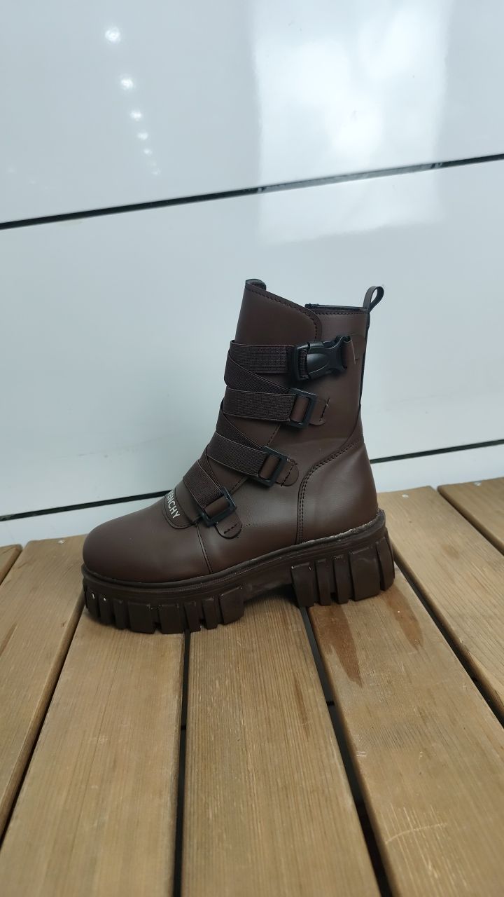 (502541) بوت ساقبلند