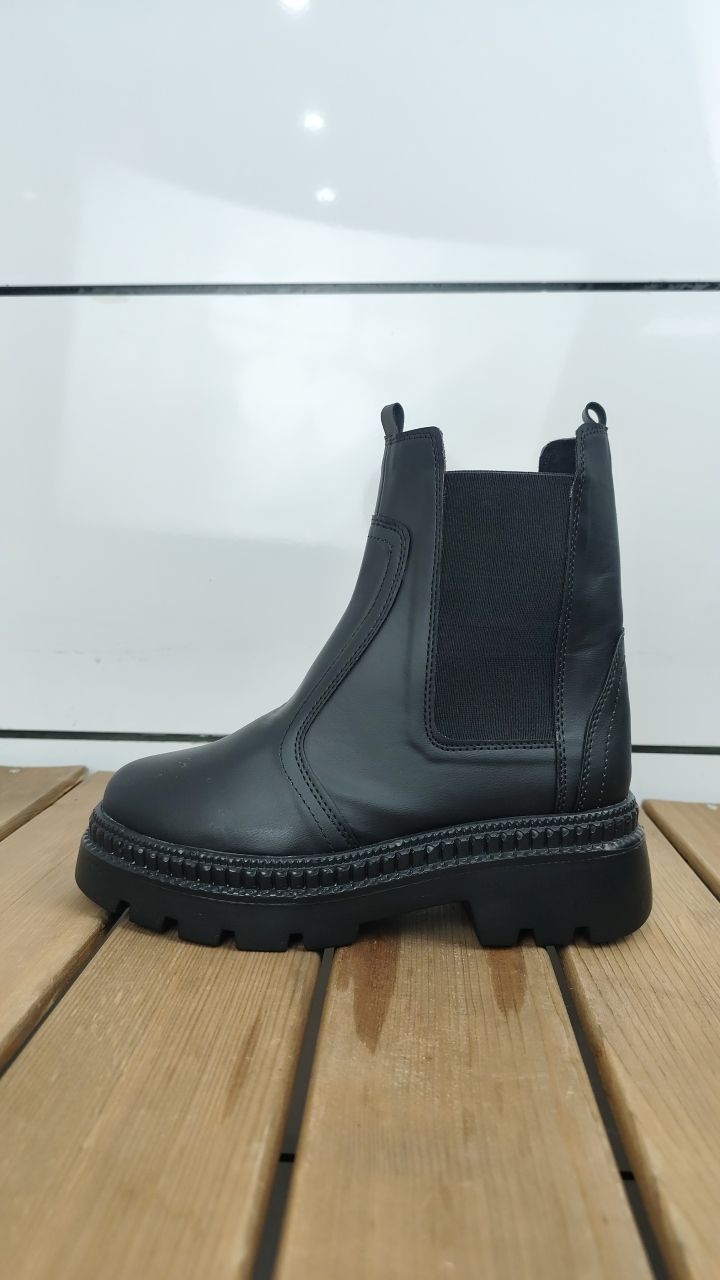 (502536) بوت بلند کشی