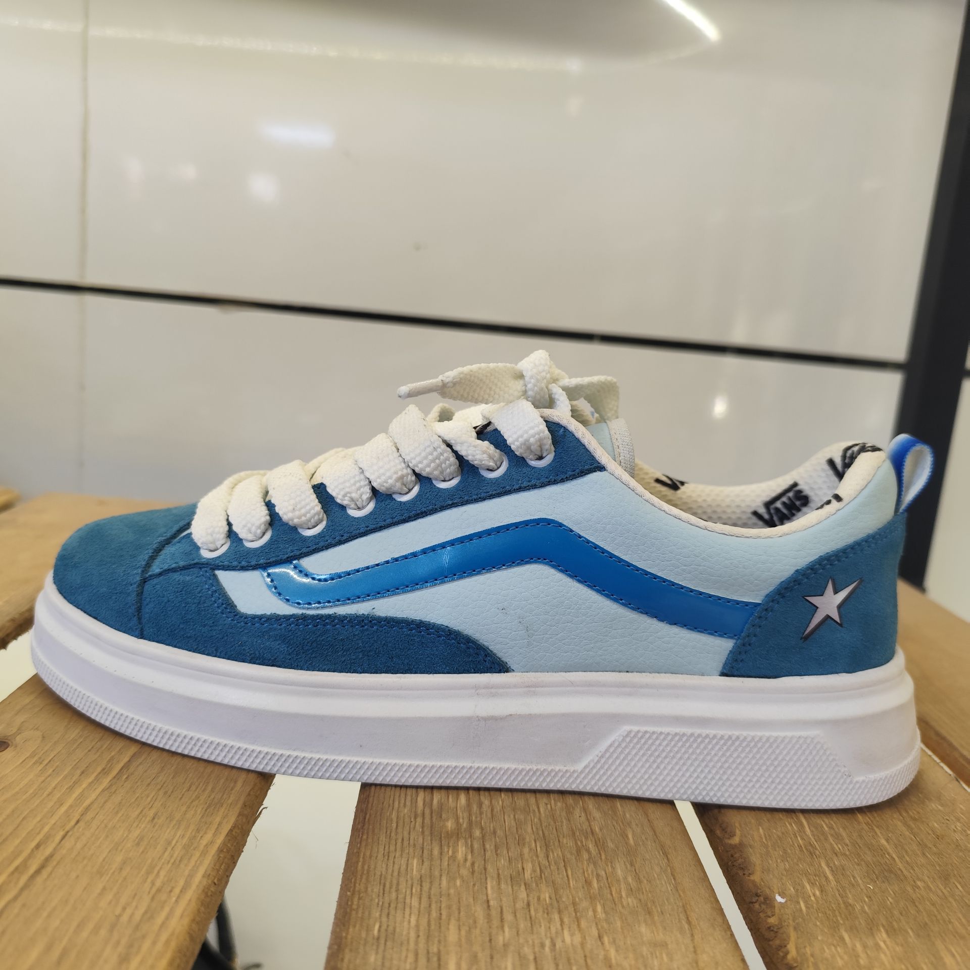 (503433) ونس مردانه