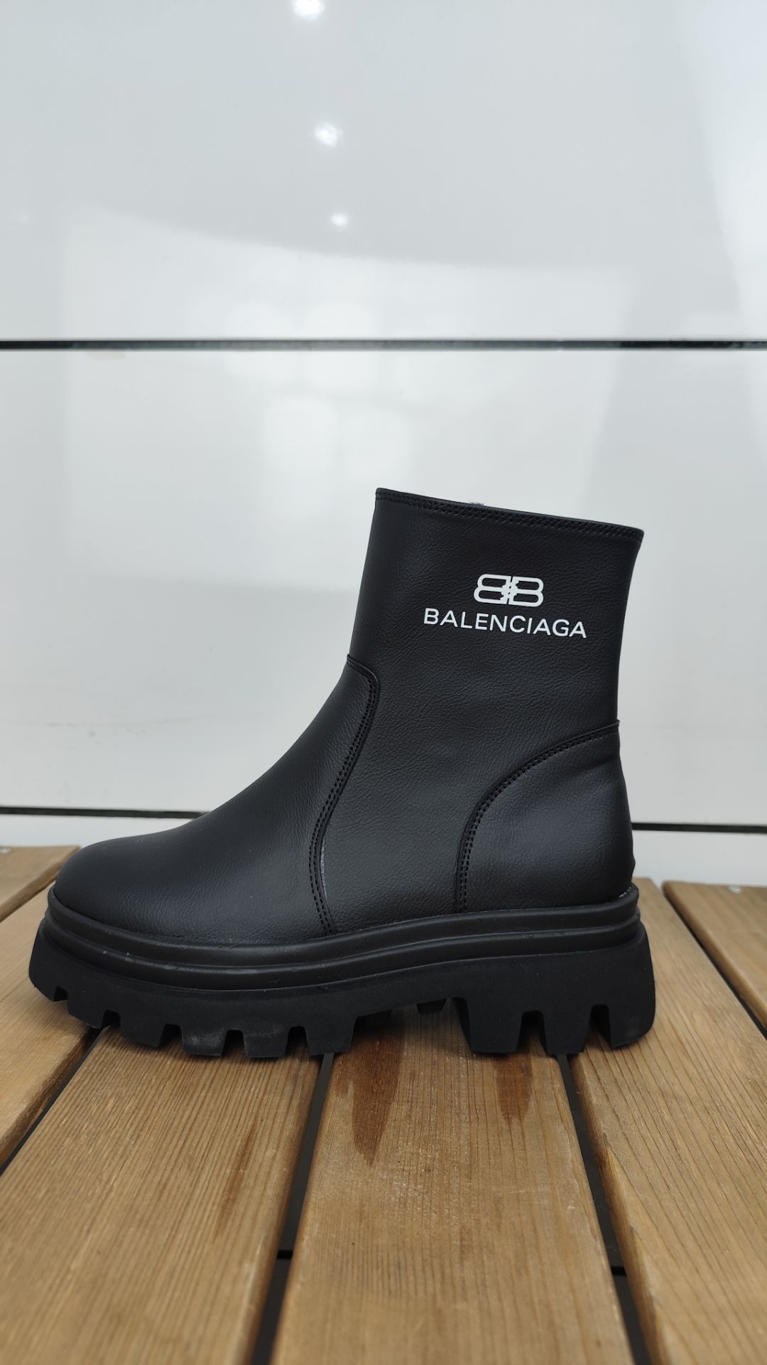 (502529) بوت بالنسیاگا